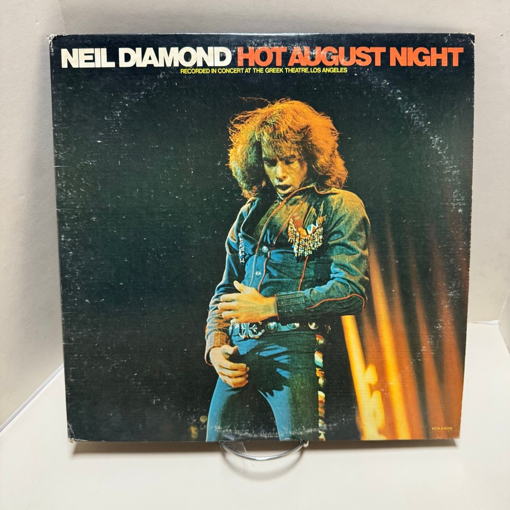 1972 MCA Records Vinyl 33 RPM LP Neil Diamond “Hot August Night” Double LP